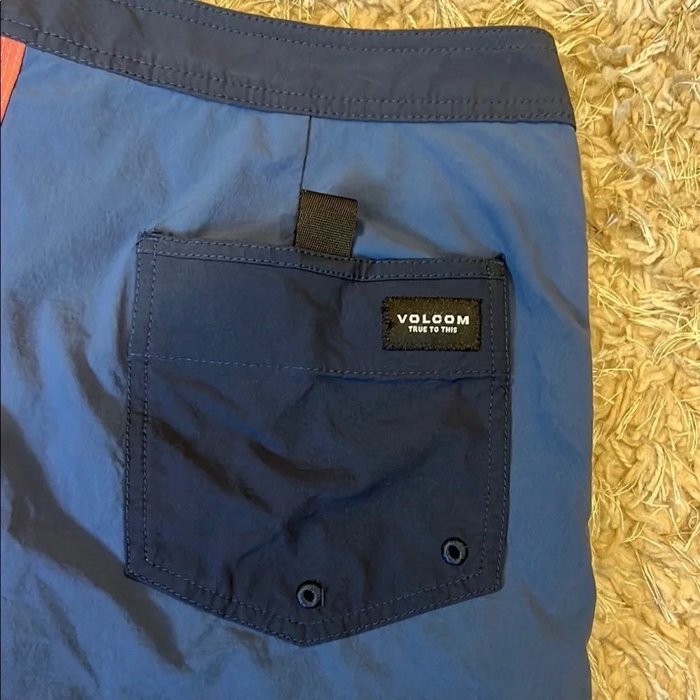 Volcom Two-Tone Board Shorts size 32 SNAPPED LIBERATOR TRUNKS BAJA INDIGO​​